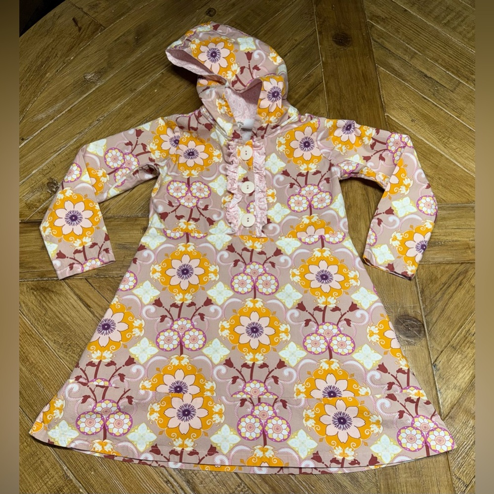 Hannah Kate floral hooded dress with button and ruffle accents - size 5 / cotton